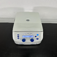 Eppendorf 5425 Centrifuge image 2